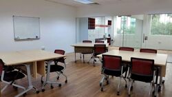 Burlington Square (D7), Office #570479081